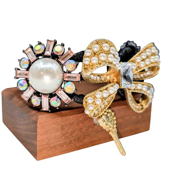 Betsey Johnson Faux Pearl Rhinestone Embellished Bow Hinged Cuff Bracelet - Picture 2 of 7